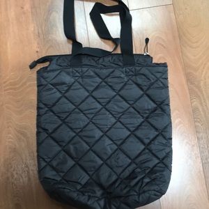 Old Navy zip top tote